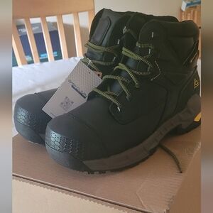 SOld Mens Work Boots